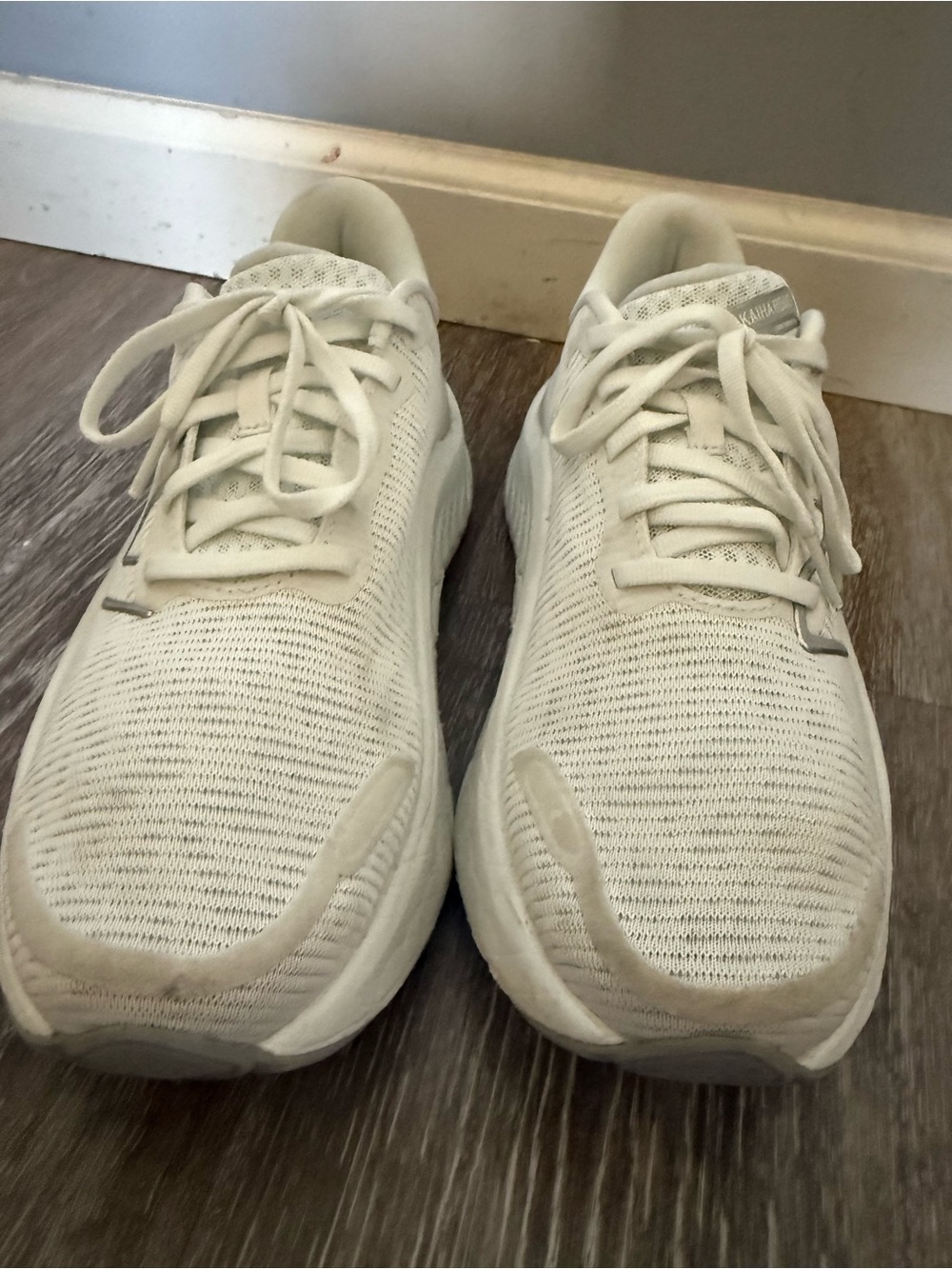 New Balance White and Black Knit Sneakers